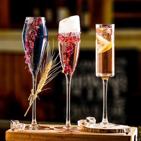 

trim flute cocktail glasses elegantly designed gold hand blown, lead champagne cups