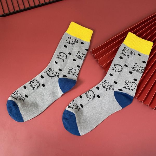 

mo huang cartoon miniatures and animals color matching korean version versatile fashion lovers men's couple medium socks and women&#039, Black