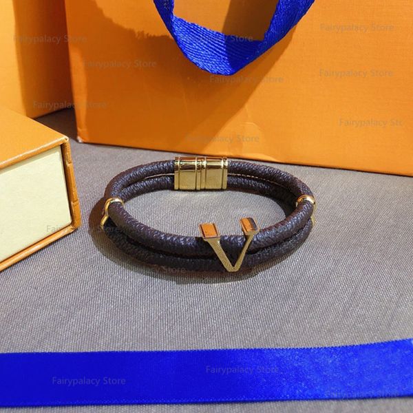 

man woman luxury stainless steel cuff bracelet fashion leather buckle bracelets chain designer jewelry wristband high quality, Golden;silver