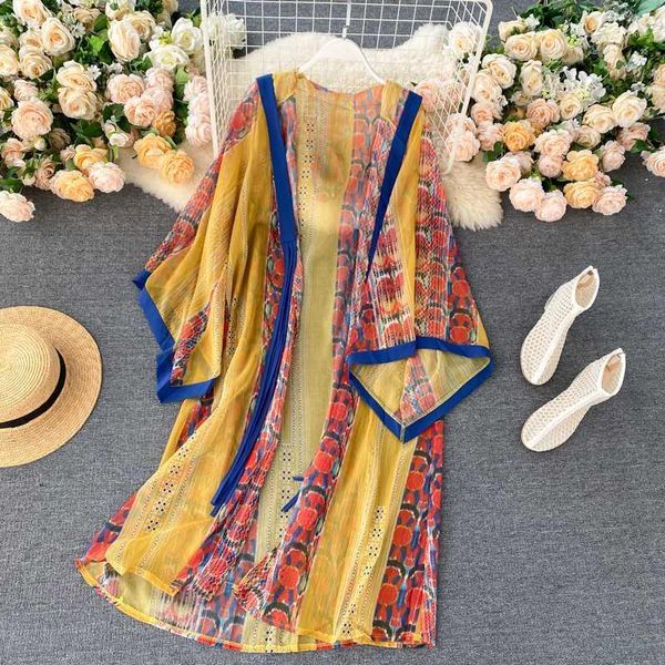 

retro ethnic printed sunscreen shirts women 2020 new holiday fashion chiffon blouses 1, White