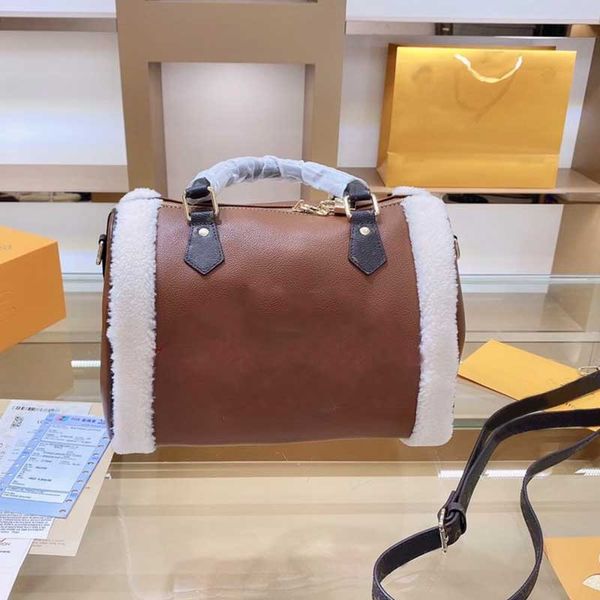 

shoulder hand high winter pillow hair bags lamb quality shipping bag crossbody handbag 30cm womens fmbrb