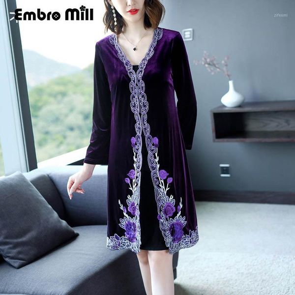 

chinese traditional clothing women velvet dress winter vintage floral embroidery elegant lady beautiful party dress -4xl1, White;black