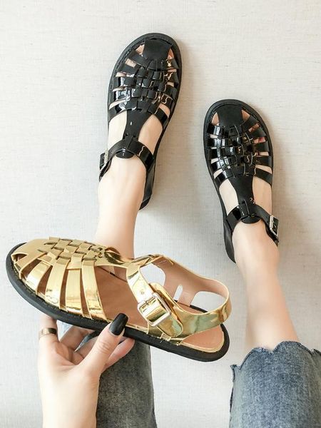 

2020 new summer women's sandals solid color patent leather woven harajuku style baotou flat-bottomed beach roman shoes with shoc1, Black