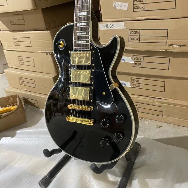 

beauty electric guitar golden hardware three pickups mahogany body rosewood fingerboard guitarar