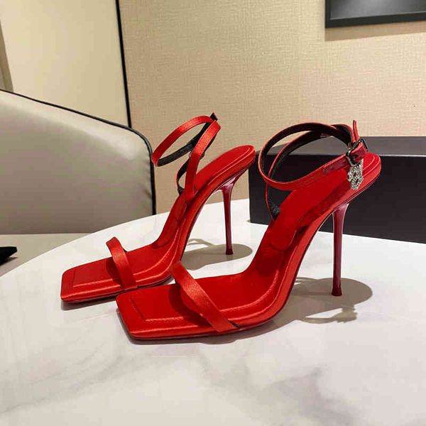 

imported designer advanced silk fabric square head high heel sandals crystal micro label buckle leather bottom with a full set of packaging, Black