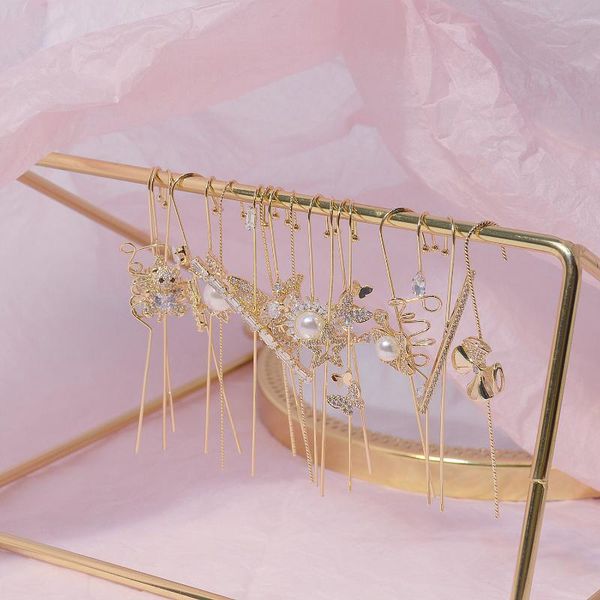 

stud 2021 design trendy geometric simple earrings for women korean fashion rhinestone piercing holidy party single earring, Golden;silver