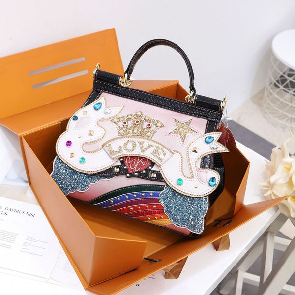 

2020 women's hand-held messenger heavy handmade lady's light luxury banquet daily general bag