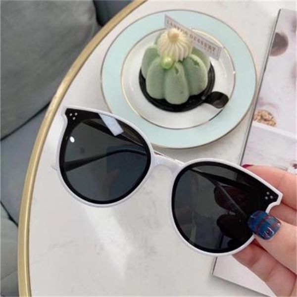 

quality girl's sunscreen anti ultraviolet glasses polarizing fashion children's ink comfort and boys' sunglasses travel, White;black