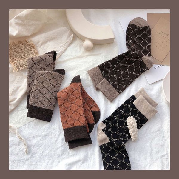 

women's socks new products in autumn and winter, Black;white