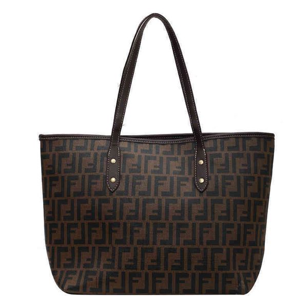 

2022 factory wholesale handbag large capacity printed bag women's autumn and winter one shoulder bag texture underarm bag moisture