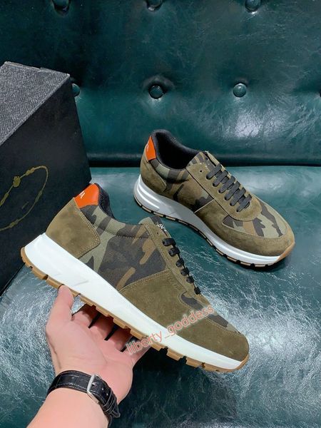 

2020 new mens leather casual shoes ,platforms print pattern couple shoes fashion personality wild sports shoes, Black;red