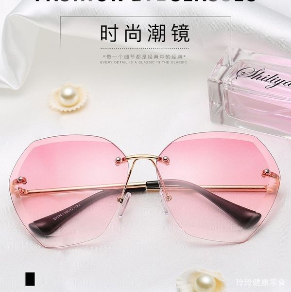 

2019 new women's korean version of round face anti uv screen red frameless sunglasses street shooting driving glasses, White;black