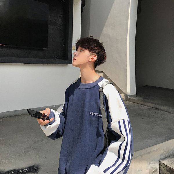 

new hong 2021 kong style embroidered more winter velvet sweater young men loose around the neck students jacket f5ub, Black