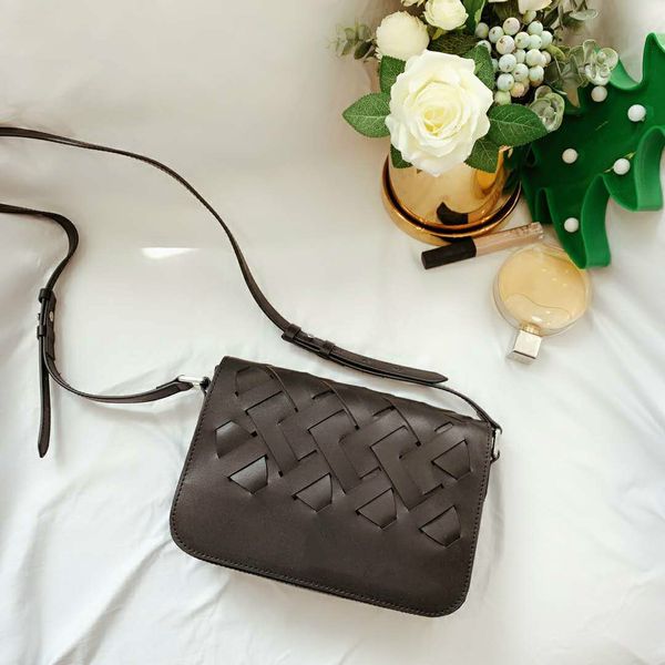

women's crossbody shoulder bags designer's crochet bags lady fashion style small size flaps pd20100402