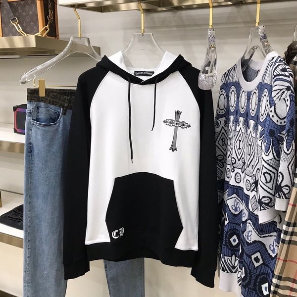 

ch outlet crosin early autumn new black and white sanskrit cross print long sleeve hooded sweater