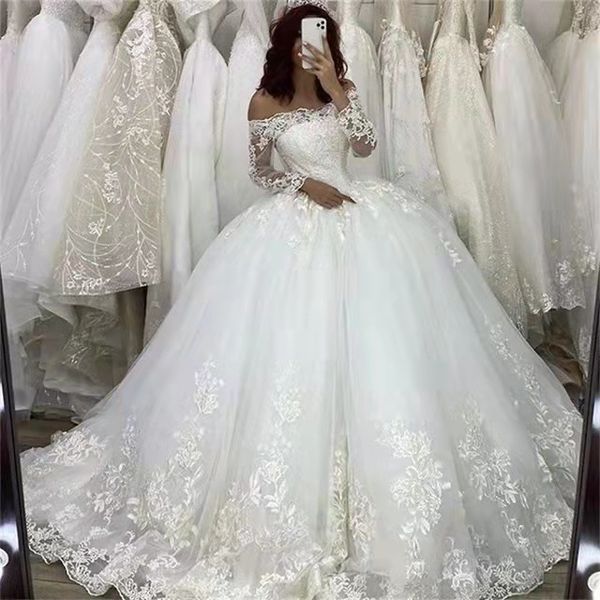 

2022 luxury ball gown ivory wedding dresses bateau neck lace long sleeve bridal gowns appliques back lace-up spring garden bride wedding dre, White