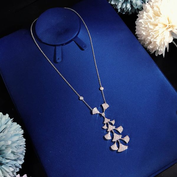 

high-end luxurious ball lady necklace party gathering ruby noble necklace circular superior quality sector full body drill, Silver