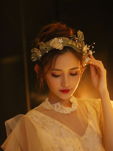 

свадебный головной убор цветок фея шелковой пряжи красивый hairband супер xiansen серия темно-зеленый ручной оголовье, Silver