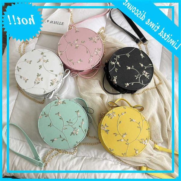 

new women's in summer of 2019 sweet lady personality round lace one shoulder slant cross chain bag fashion
