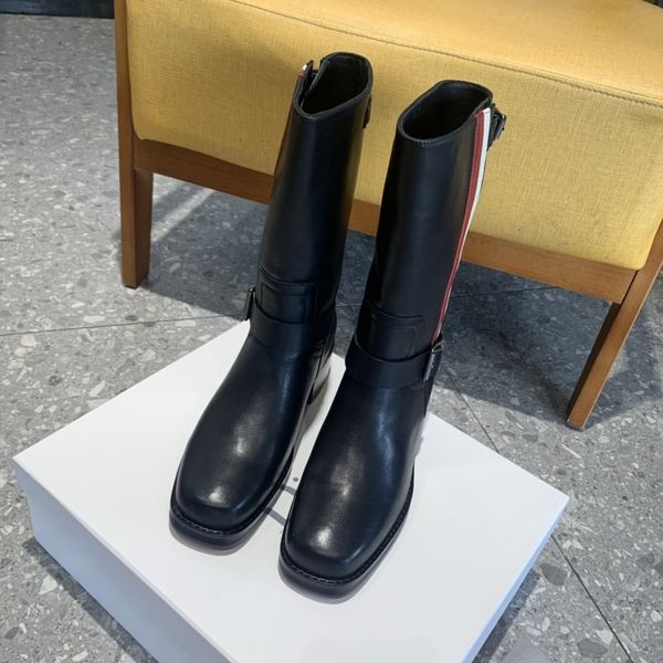 

famous d european and american fashion show new style with bees wild autumn and winter boots women's leather martin boots in the tube b, Black
