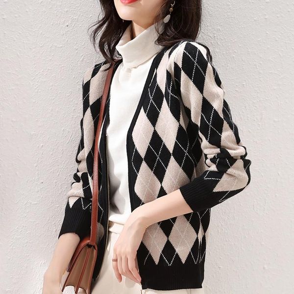 

autumn and winter new v-neck cardigan women's thickened knitting casual sweater coat, White
