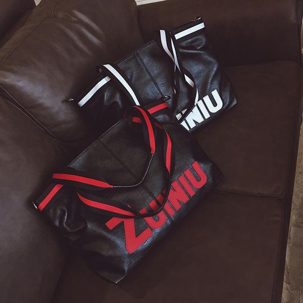 

2020 new winter influx of european and american minimalist big bag women casual handbag large capacity travel bag handbag