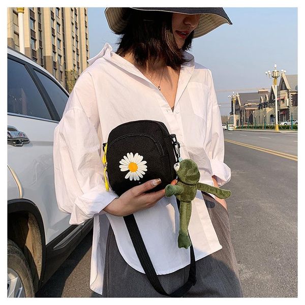 

canvas small 2020 spring and summer foreign style small daisy mobile phone bag female mini single shoulder messenger female bag