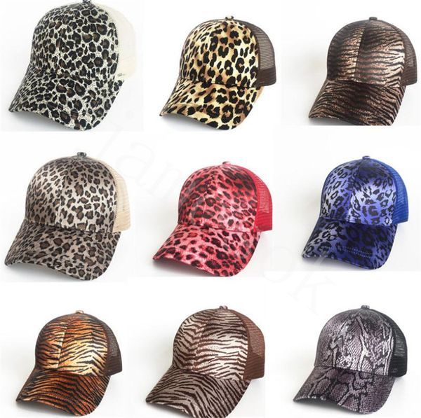 Berretto da baseball con coda di cavallo con stampa leopardata 9 colori Cappelli in rete Cappellino da donna con chignon disordinato Snapback hip-hop casual DB436