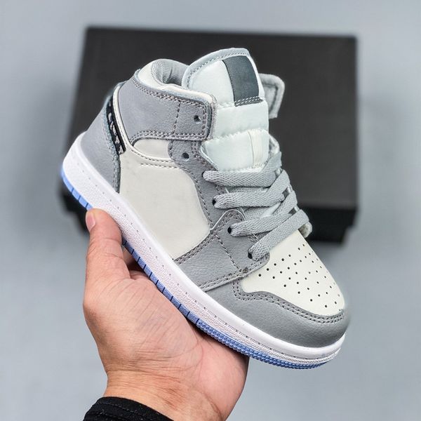 

2020 new original luxury boys and girls all-match high-children's shoes series casual personality basketball shoes board shoes ship, Black