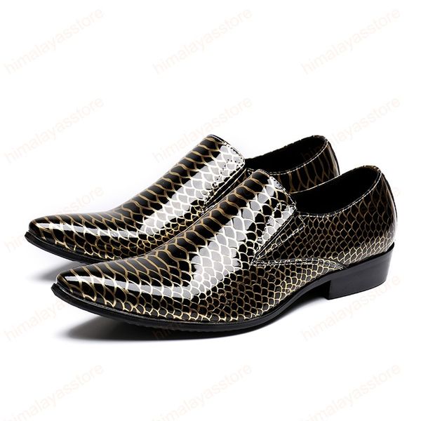 Moda ouro Escalas Couro Patentes Men Shoes Big Size Simplicidade Oxfords Sapato de bico fino deslizamento em sapatas formais