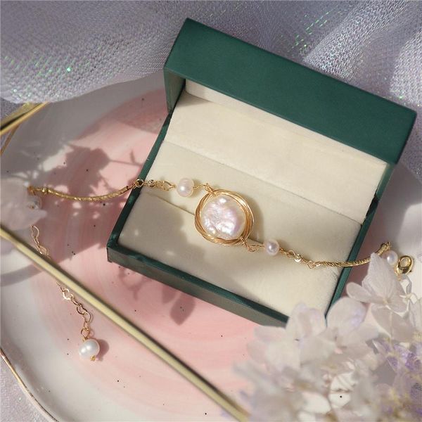 

vintage luxury natural pearl handmade gold chain bracelet for women korea new fashion charm bracelet jewelry anniversary gifts, Black