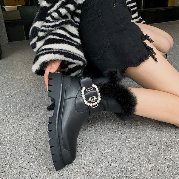 

2021 russian trade women's cracked leather+ rabbit skin stuffed thick winter toenail boots shoes jw53, Black