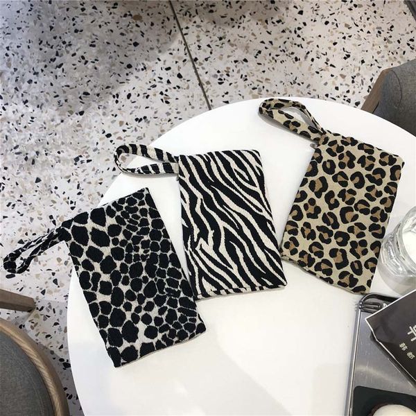 

50pcs dhl mobile phone bag wallet cloth art hand small cloth bag fashion black and white leopard print simple leisure jacquard cloth bag, Red;black