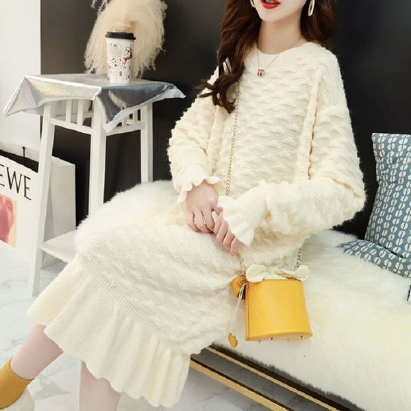 

2021 new on the knee winter ladies fashion frilly fishtail loose plus size female base blouses dressed in knitted or mfd3, White;black