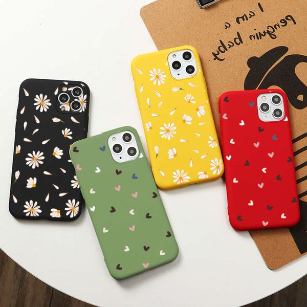 

cartoon soft shell vip 7 8 6 6s plus 11 pro x xr maximum luxury transparent contrast color frame coke vip 1