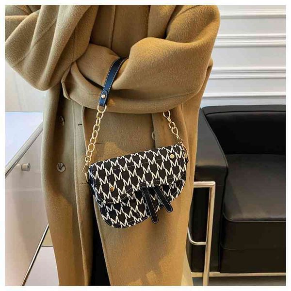

2022 latest handbag factory store saddle armpit leisure women's