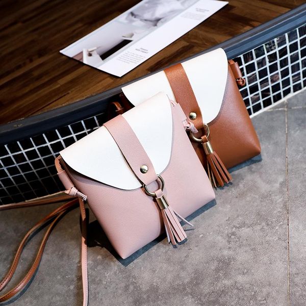 

one shoulder women's bag with slant span bag in spring and summer of 2021