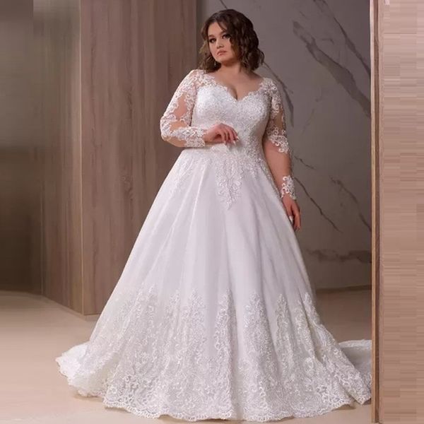 

2022 plus size bohemian wedding gown v neck appliqued long sleeves lace bridal dresses ruffle sweep train custom made abiti da sposa, White