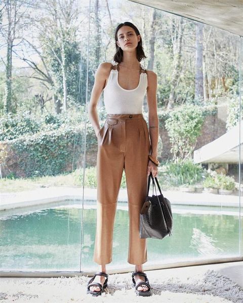 

quality the hungarian niche designers nanu compressive fold design of tall waist straight leather trousers, leisure trousers, Black;white