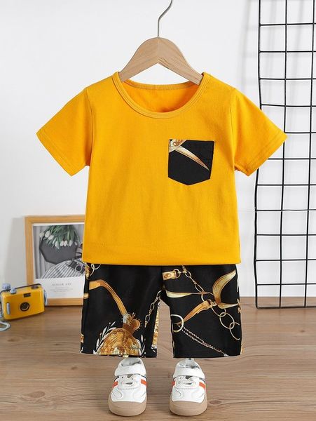 

toddler boy chain print patched pocket tee & shorts she, White