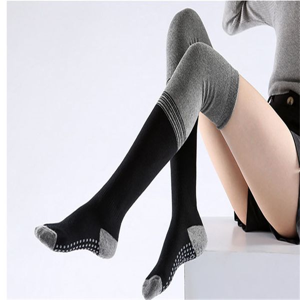 

sports fitness high tube stockings women the knee socks fashion stockings yoga non-slip socks, Black;white