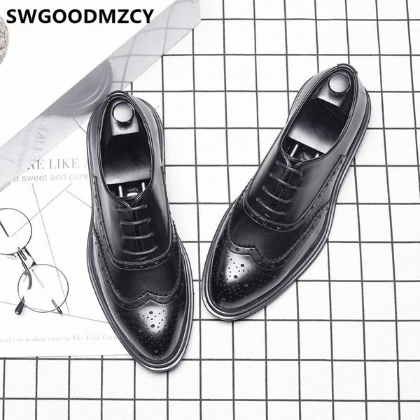 

elegant shoes for men luxury designer brogue shoes men formal italian brand coiffeur wedding classic patent leather, Black