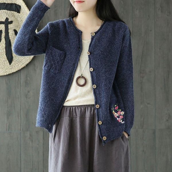 

johnature vintage embroidery v-neck pockets single breasted knitted women sweaters 2020 autumn new long sleeve women sweaters, White