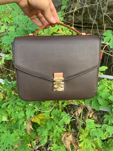 

2020 luxurys designers bumbag crossbody bag leather temperament bumbag women bags fanny packs famous waist bags handbag
