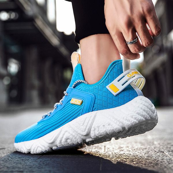 

new ultra-casual wild fashion net running male sports scale shoes, Black;brown