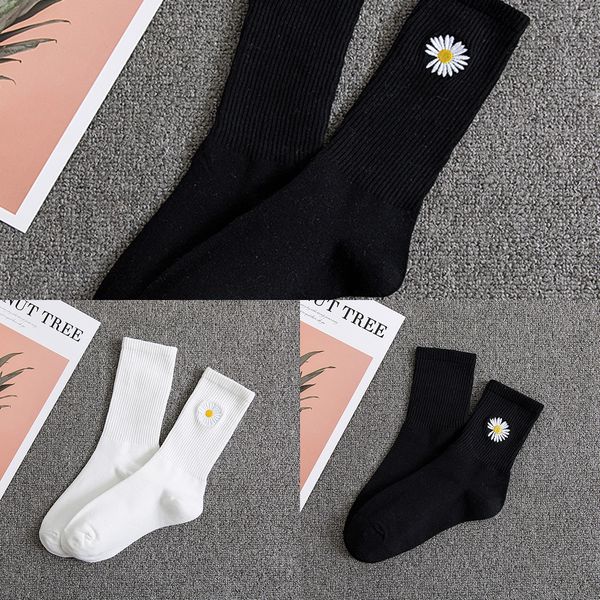 

daisy women's medium tube cotton tide ins korean embroidery floret gd same pair black and white cotton socks embroidered socks socks mx
