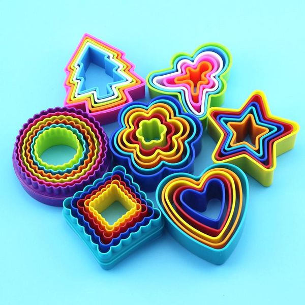 

baking moulds 1 set cookies biscuits desserts paste cutters molds hearts stars round square tree jingerbreadmen cake decoration tools