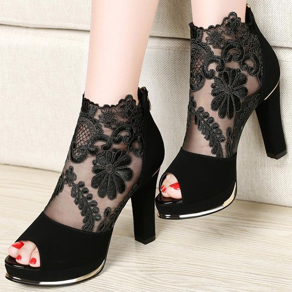 

2020 summer new women's mesh peep toe sandals 7cm square heels women single shoes leisure laidies sandals drop shipping1, Black