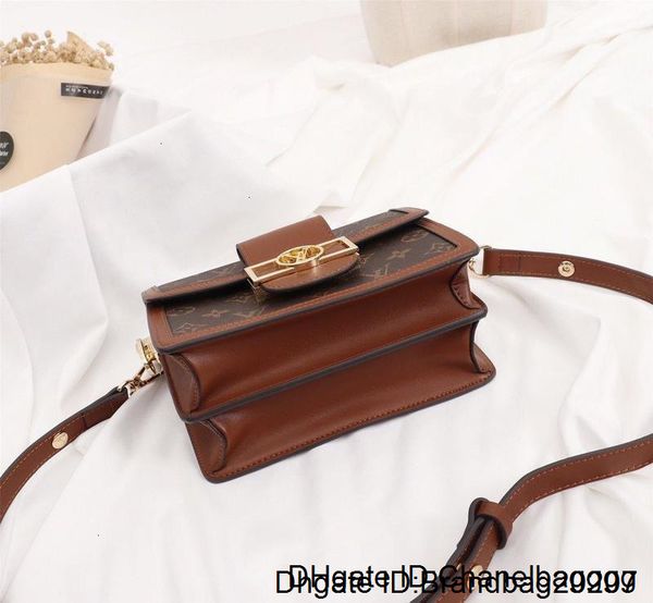 

drop ship leather small flap crossbody retro type lady luxury design messenger bags women shoulder bag fast delivery