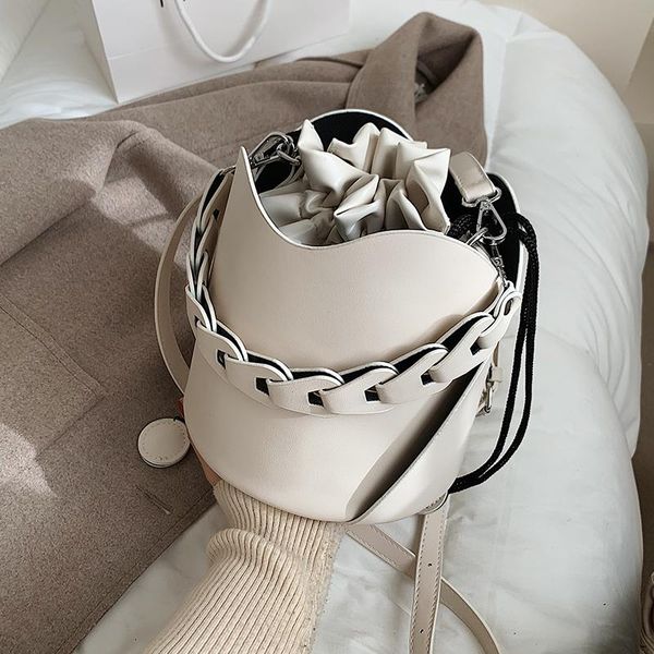 

premium texture temperament bucket bag 2021 new fashion foreign style retro shoulder bag women's designer portable messenger